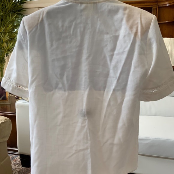 Women’s blouse - Picture 2 of 2